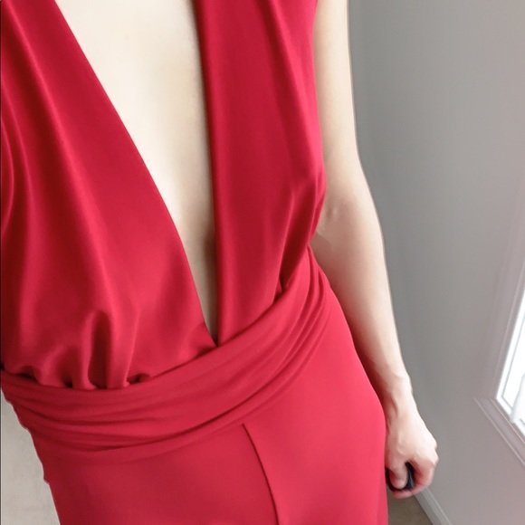 RED DEEP V FLARE JUMPSUIT - Picture 8 of 8